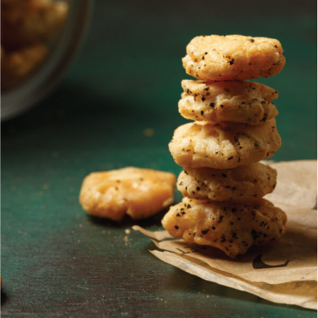 FRIED RICE CRACKERS BLACK PEPPER